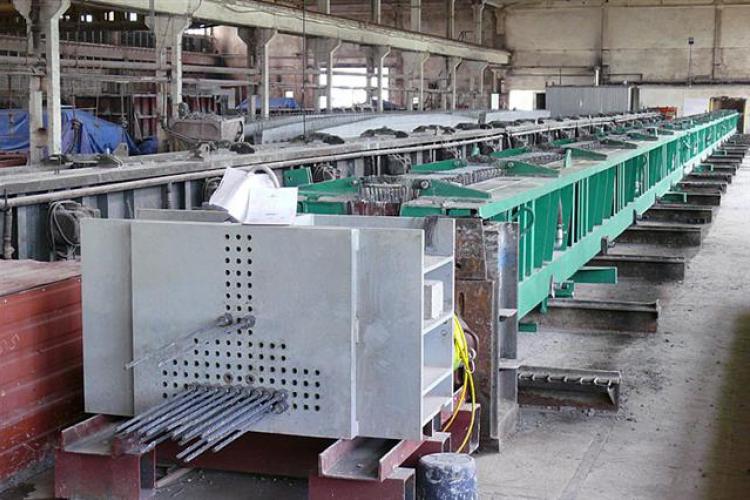 Forma stalowa do produkcji prefabrykowanych belek mostowych strunobetonowych typu "Kujan NG" na tor naciągowy o długości 54m