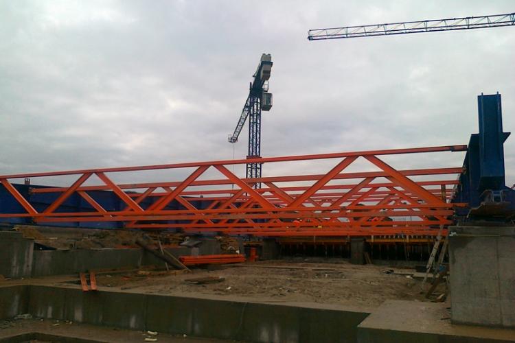 Produkcja i montaż dzióbów montażowych (lekkie konstrukcje pomocnicze wykorzystywane podczas budowy mostów. )