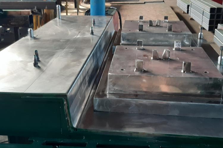 Forma stalowa do produkcji studzienek polimer betonowych
