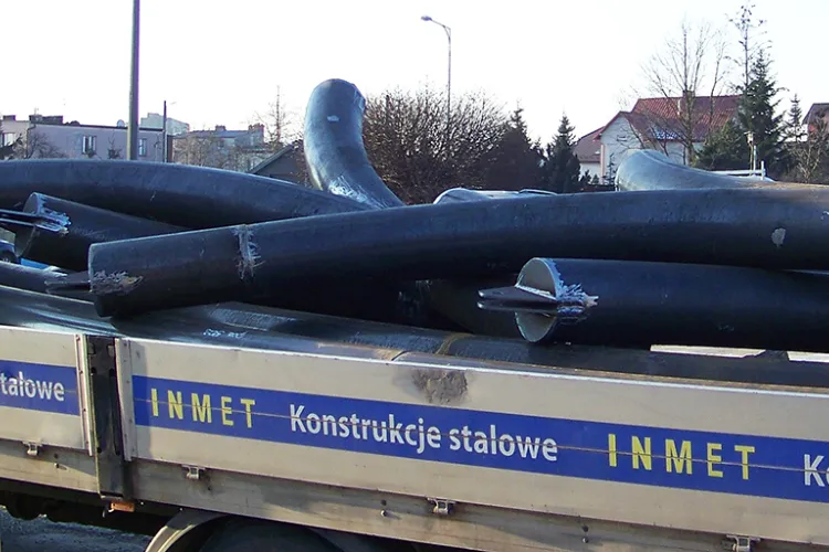 Konstrukcja stalowa zadaszenia trybun INMET Konstrukcje