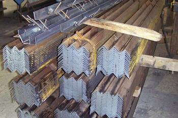 Konstrukcja stalowa kotw i marek stosowanych w budownictwie INMET Konstrukcje